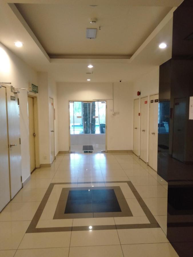 Risqi Apartment 2 Bedroom Wakaf Che Yeh Kota Bharu Exterior photo