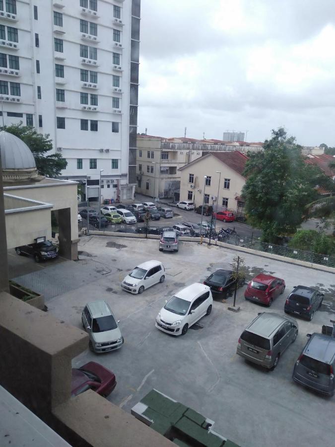 Risqi Apartment 2 Bedroom Wakaf Che Yeh Kota Bharu Exterior photo